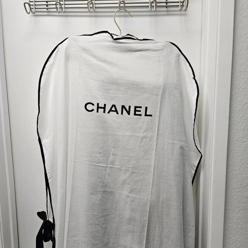 CHANEL 22N CC LOGO pants like new - Picture 2 of 6